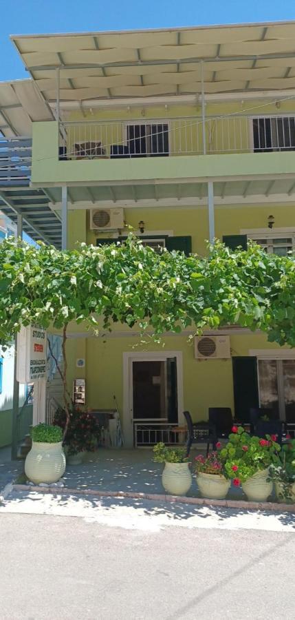 Steven Apartment Vasiliki  Exterior photo
